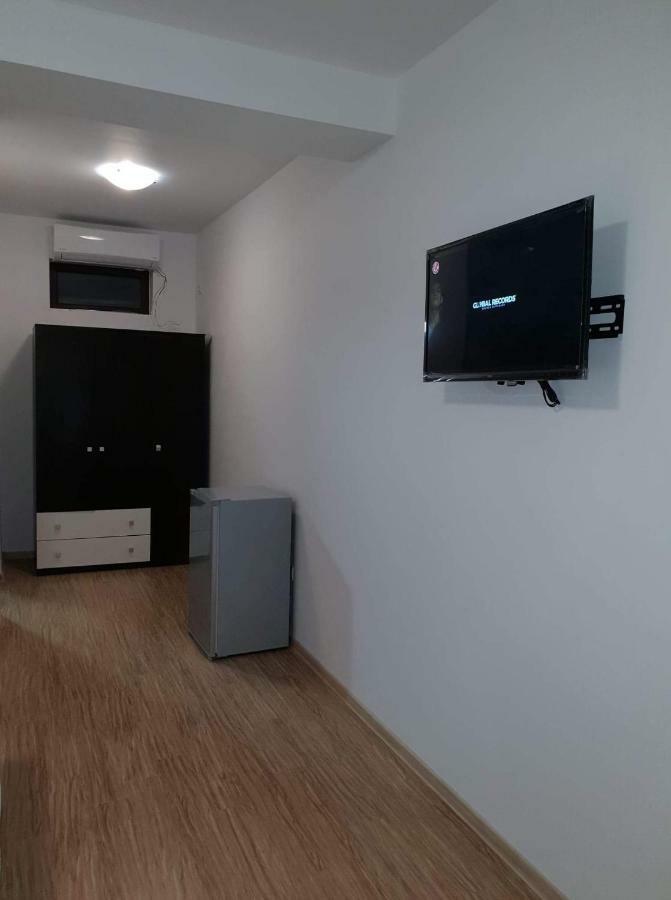 Ingrid Hotel Мангалия Екстериор снимка